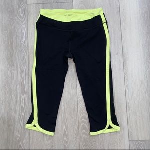 Victoria’s Secret sport crop leggings